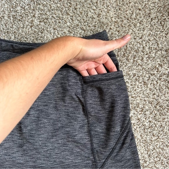 Athleta Marled Grey Excursion Skirt Skort Athletic Golf Hiking Tennis Small - Picture 7 of 10